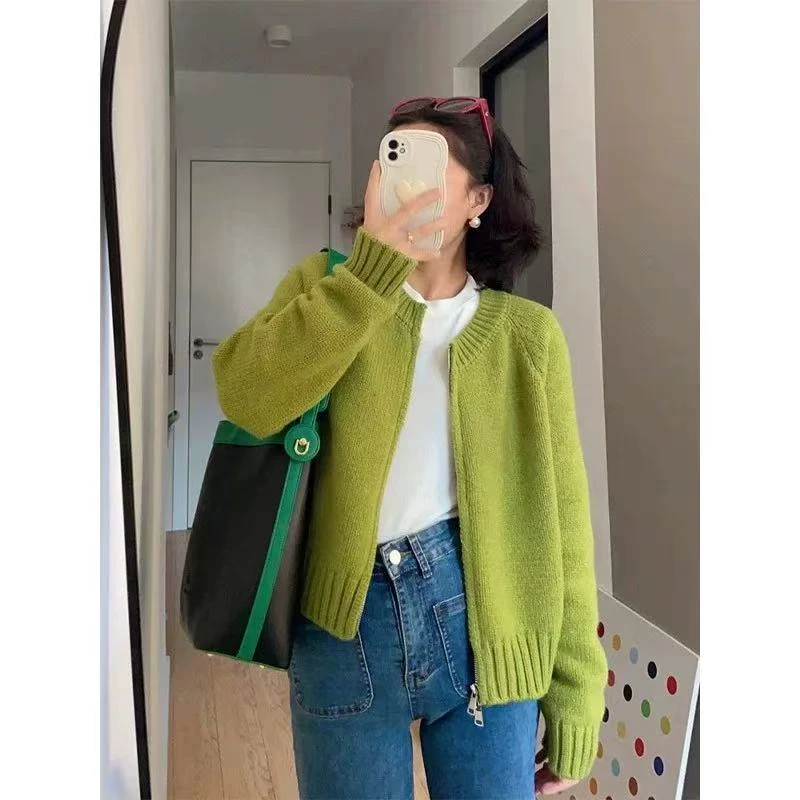 花绿色毛衣外套女款春秋韩系独特超好看慵懒风宽松针织开衫
