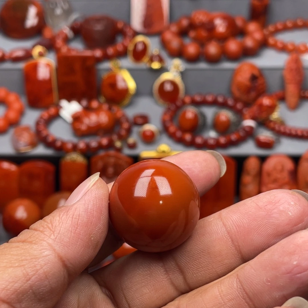 南红玛瑙未镶嵌珠宝奇石吊坠