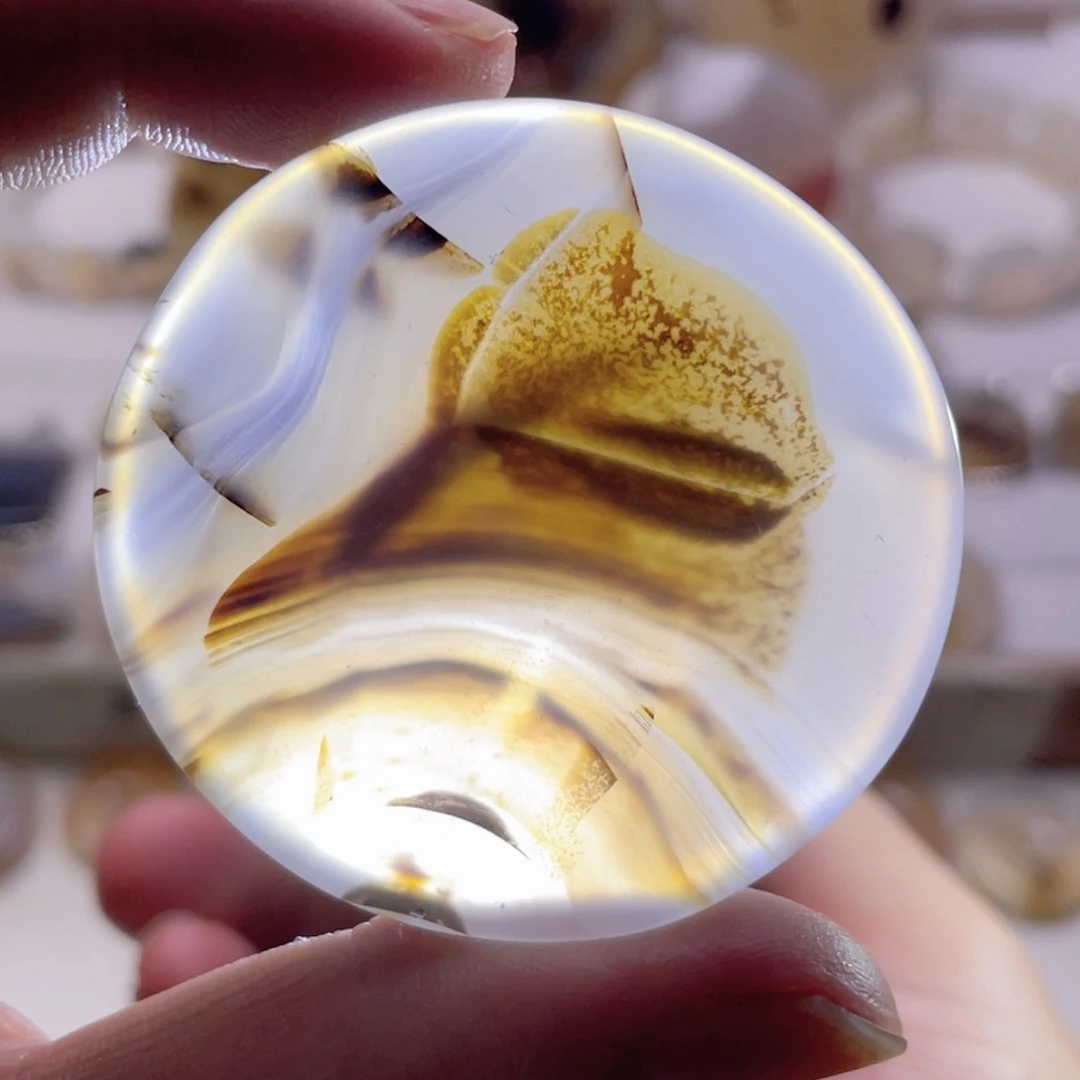 玛瑙/玉髓未镶嵌珠宝奇石