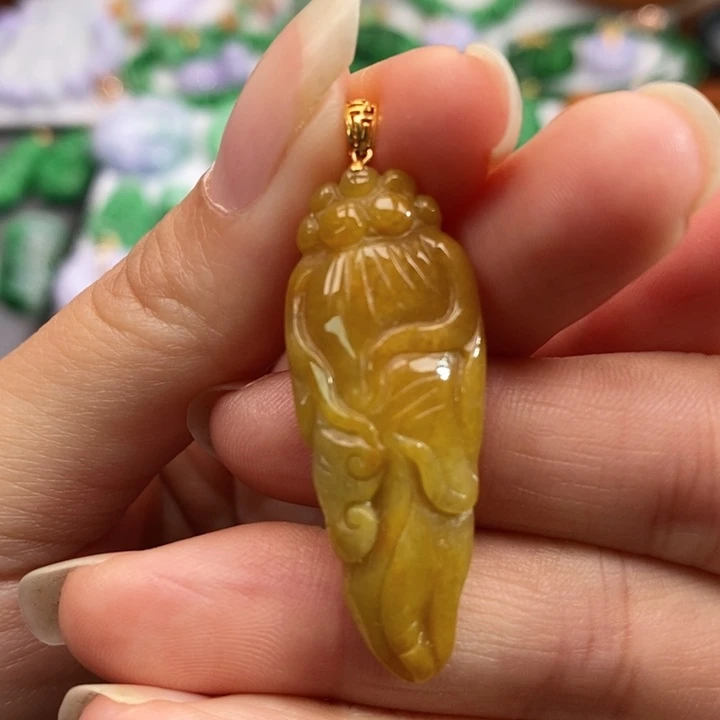 颈饰未镶嵌翡翠吊坠