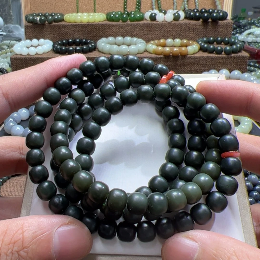 和田玉（糖玉）未镶嵌手链