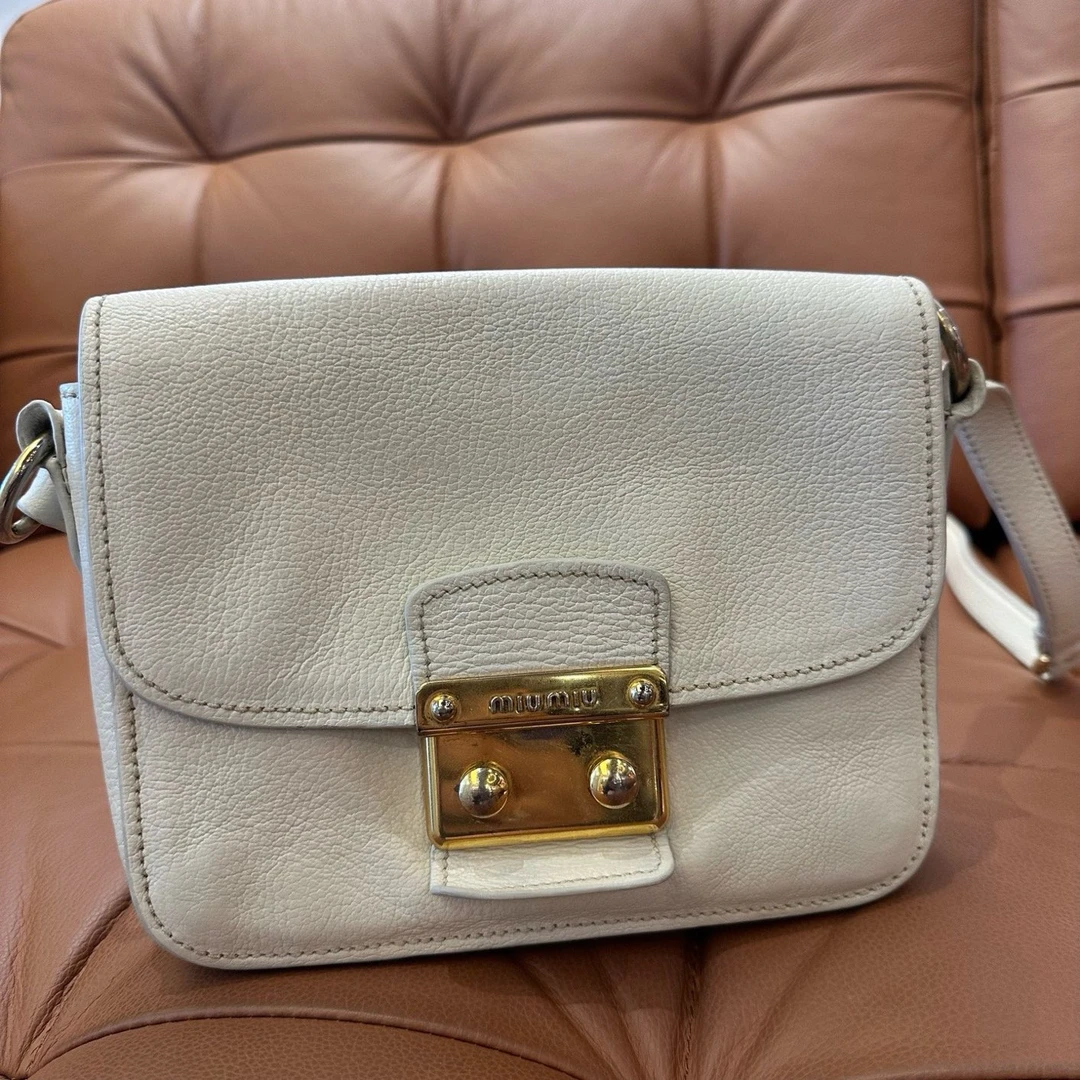 95新 MIU MIU/缪缪 白金豆腐邮差包
