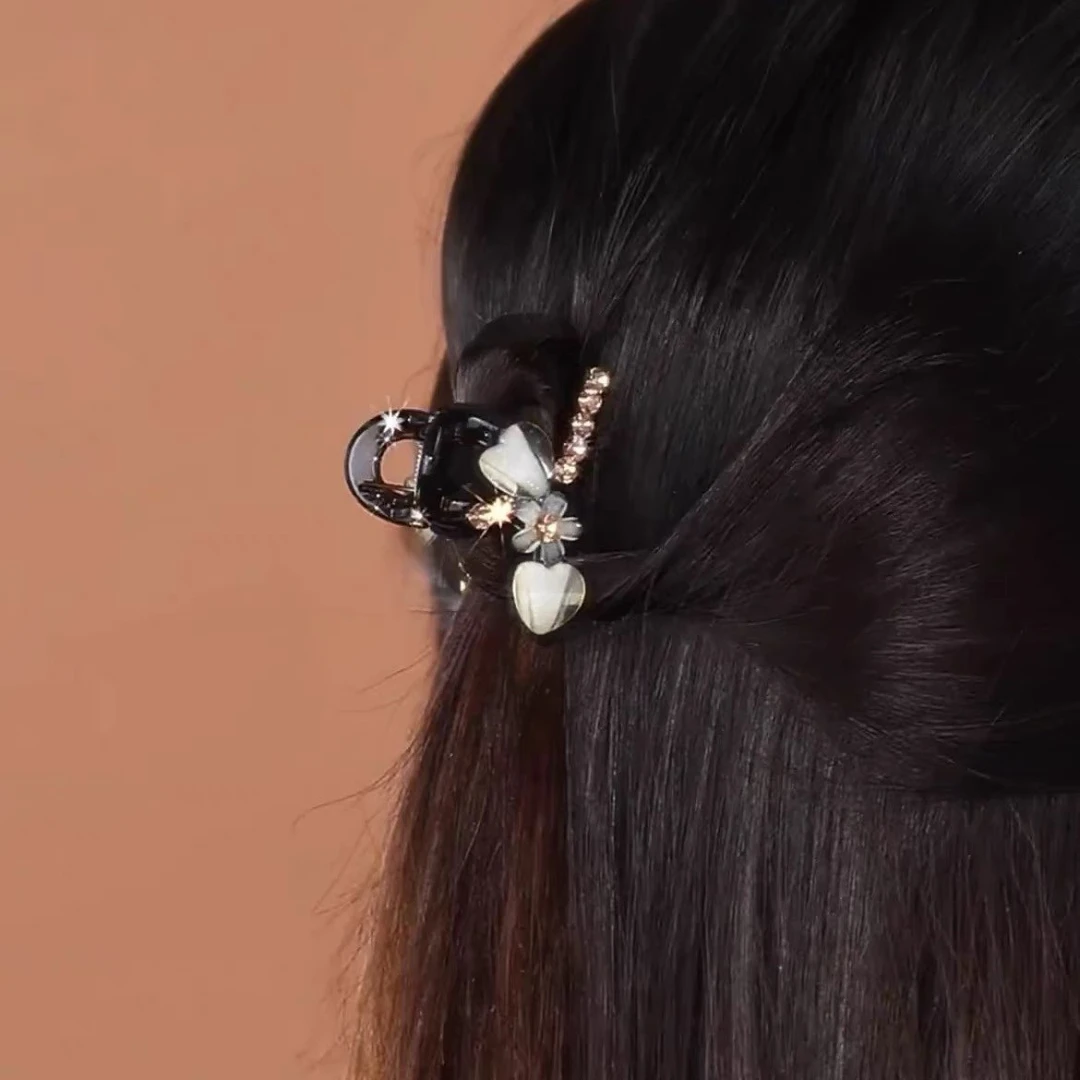 高级感小雏菊发夹女后脑勺半扎发小号花朵抓夹蓝色鲨鱼夹百搭头饰