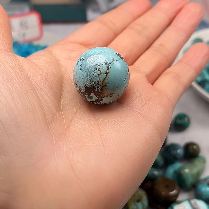 绿松石未镶嵌颈饰