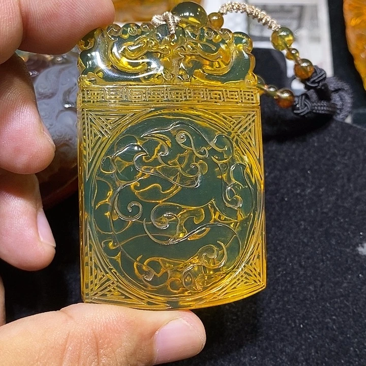 润***声琥珀未镶嵌裸石一