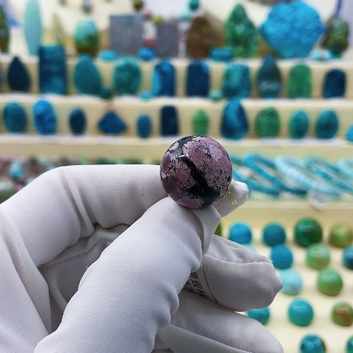 绿松石未镶嵌挂件