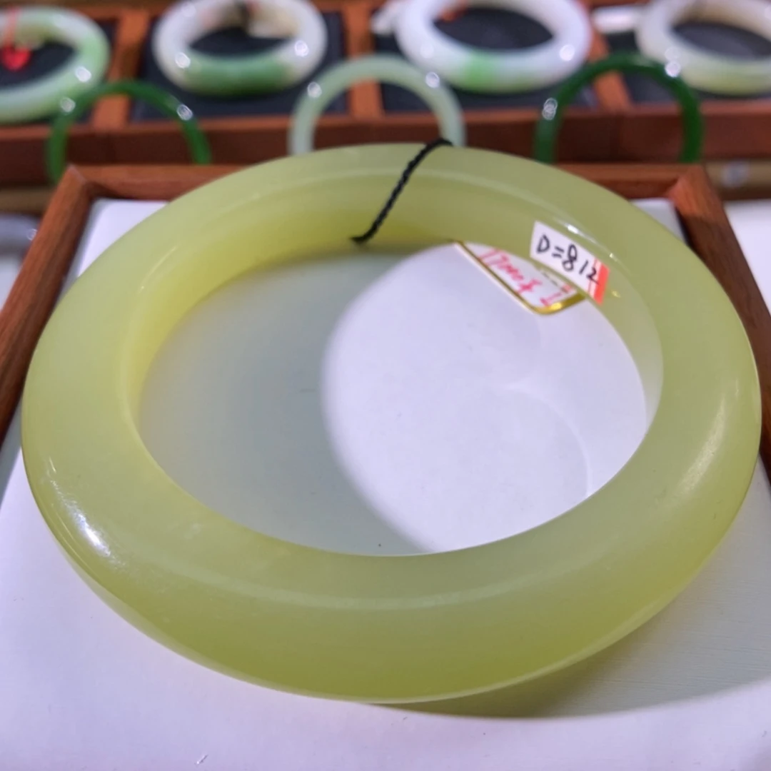 【闪购商品】未镶嵌手镯和田玉（黄玉）鸡油黄
