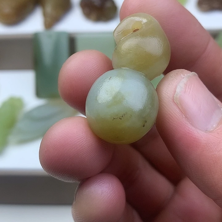 和田玉（糖玉）未镶嵌颈饰