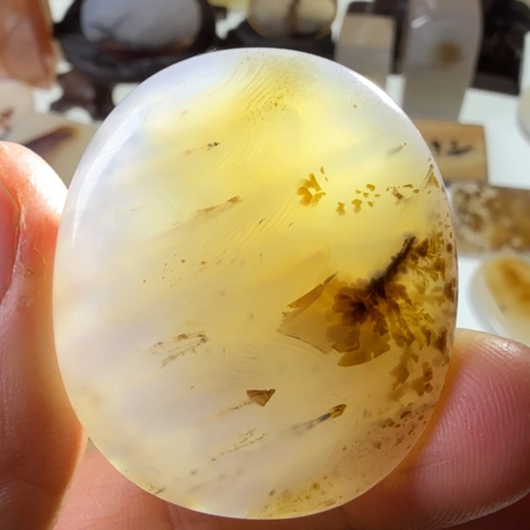 玛瑙/玉髓未镶嵌珠宝半成品