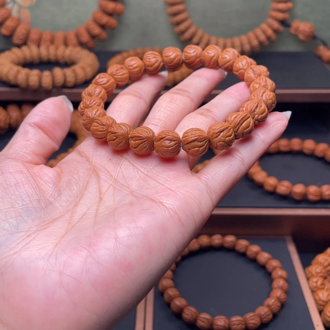 吊坠桃核11玉龙脊