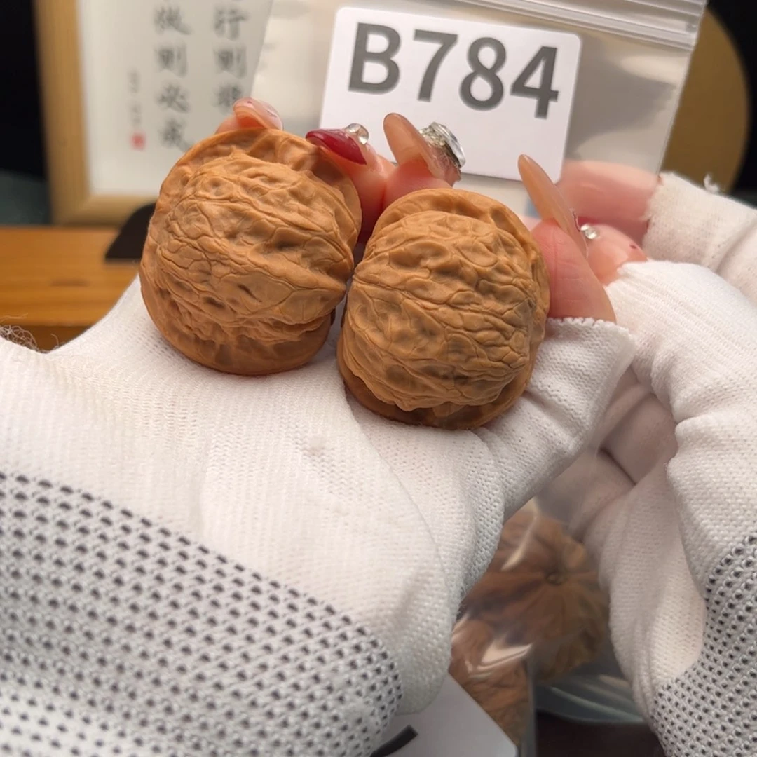 文玩核桃把件41平闷b 784