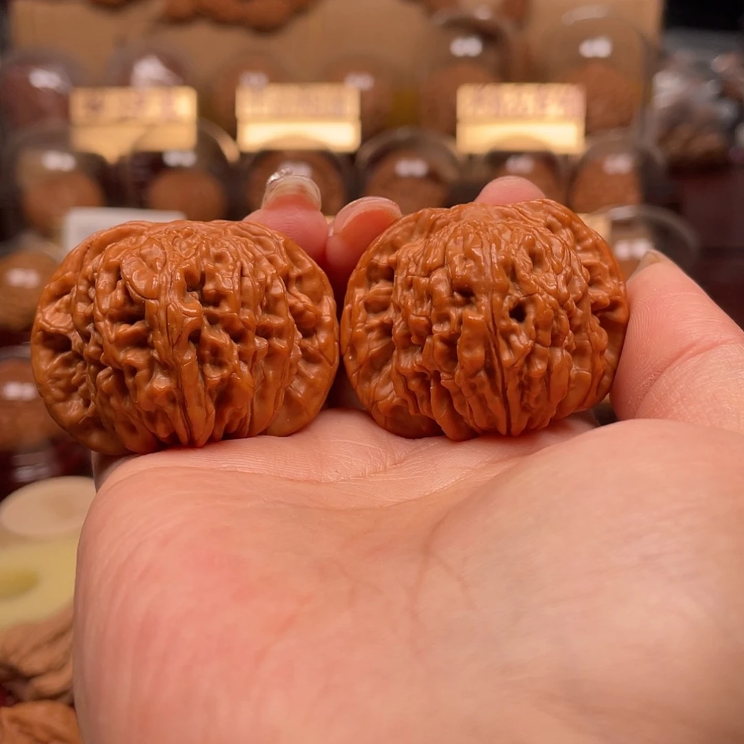 文玩核桃把件袁*楼王45