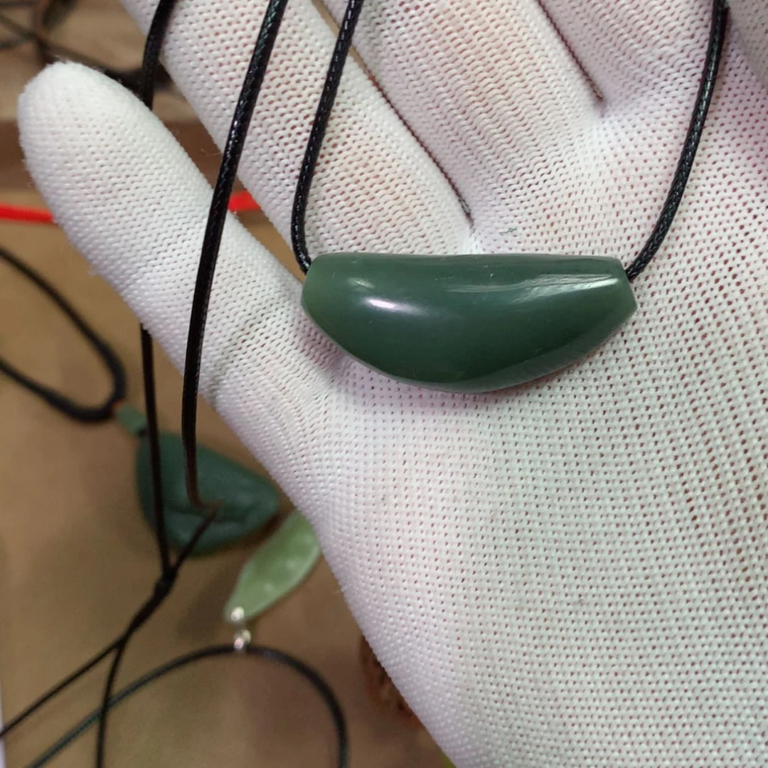 【闪购商品】岫岩老玉（透闪石质玉）颈饰未镶嵌