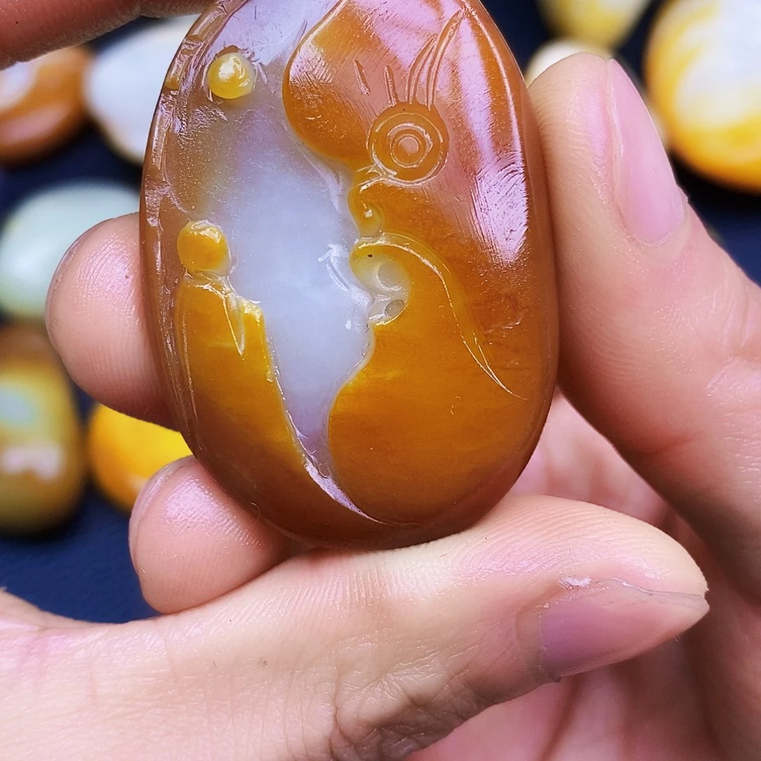 和田玉挂件未镶嵌