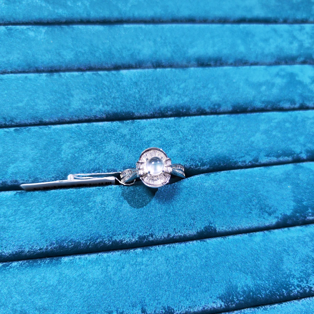 天然A货翡翠-YLX02-18K精致翡翠戒指-多样性发其一-春日珠宝