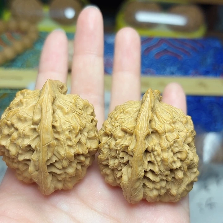 文玩核桃吊坠官帽