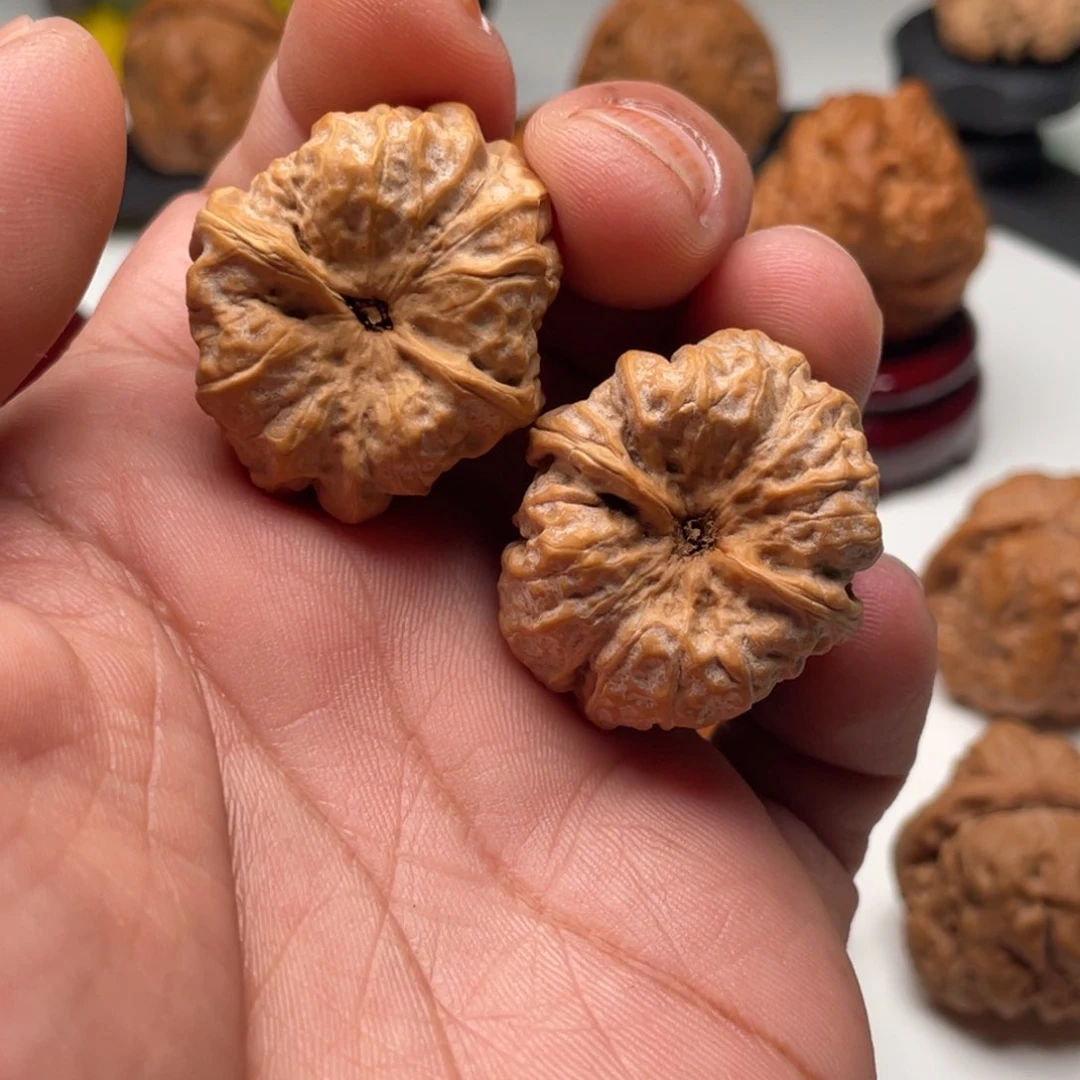 吊坠文玩核桃半*蛤蟆头30