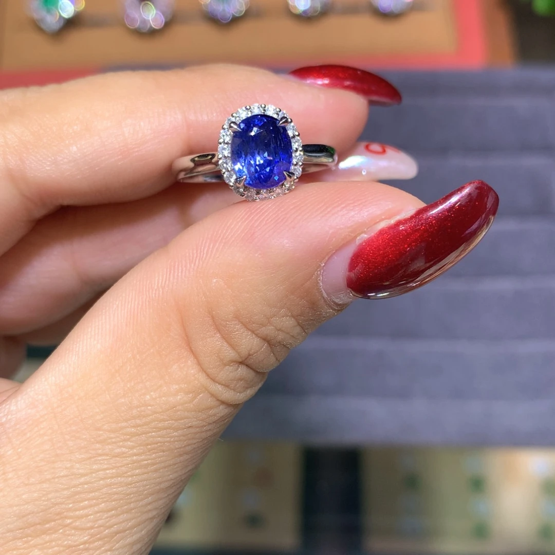 戒指18K金镶嵌蓝宝石2.41ct