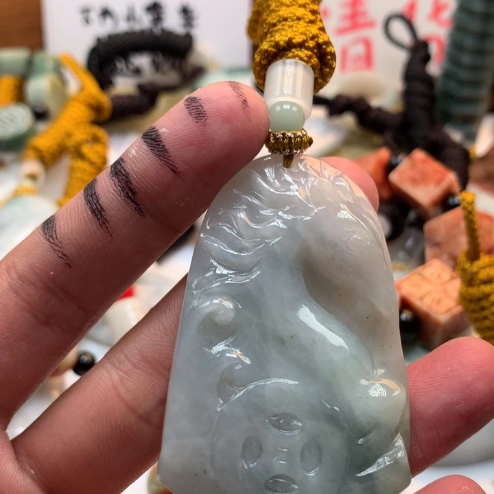 翡翠未镶嵌颈饰保真天然a货翡翠