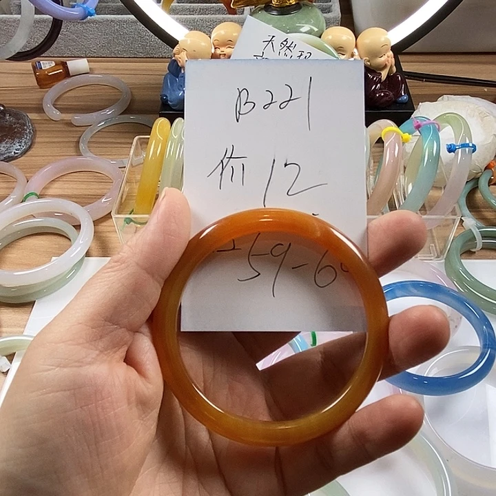 玛瑙/玉髓未镶嵌手镯