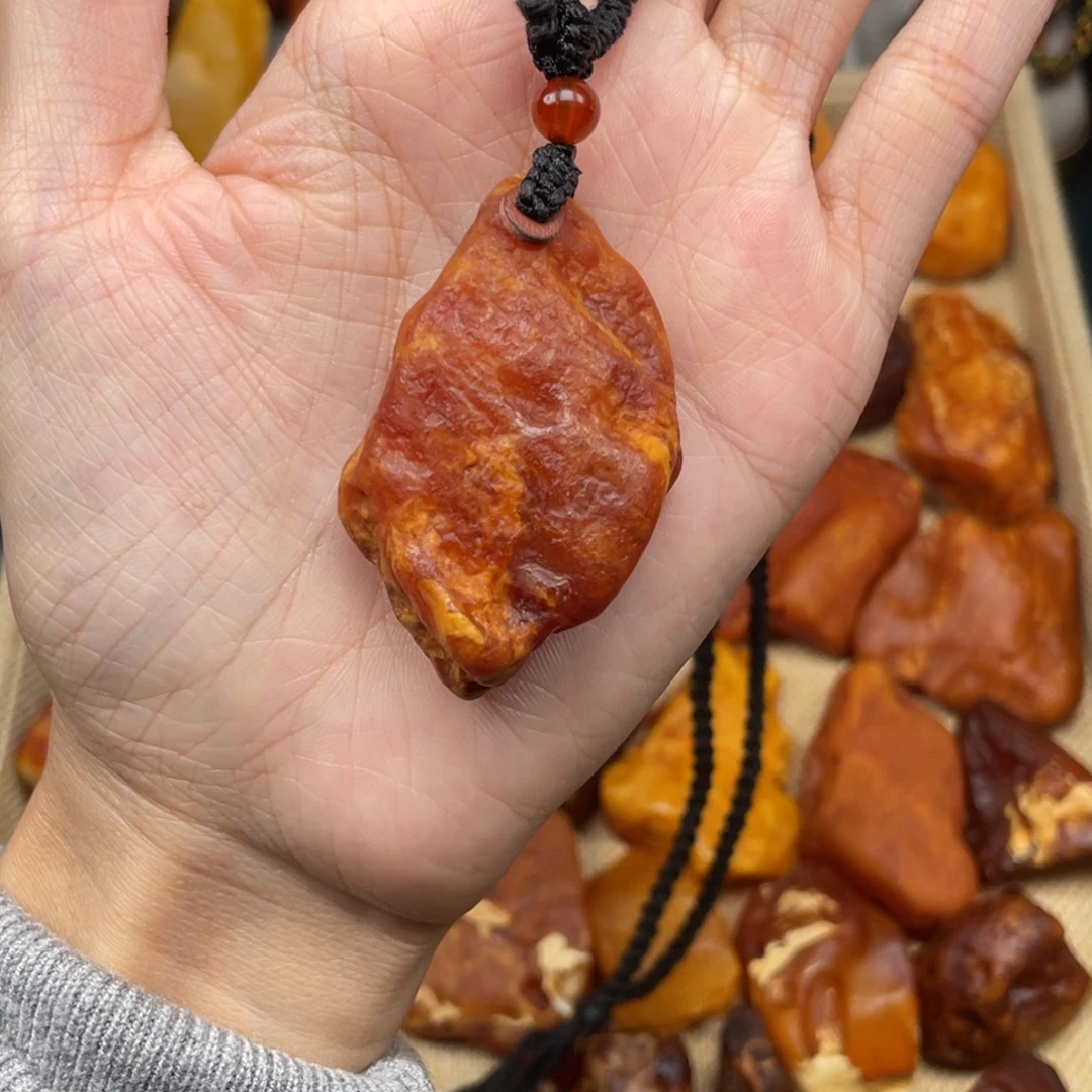 琥珀未镶嵌珠宝奇石