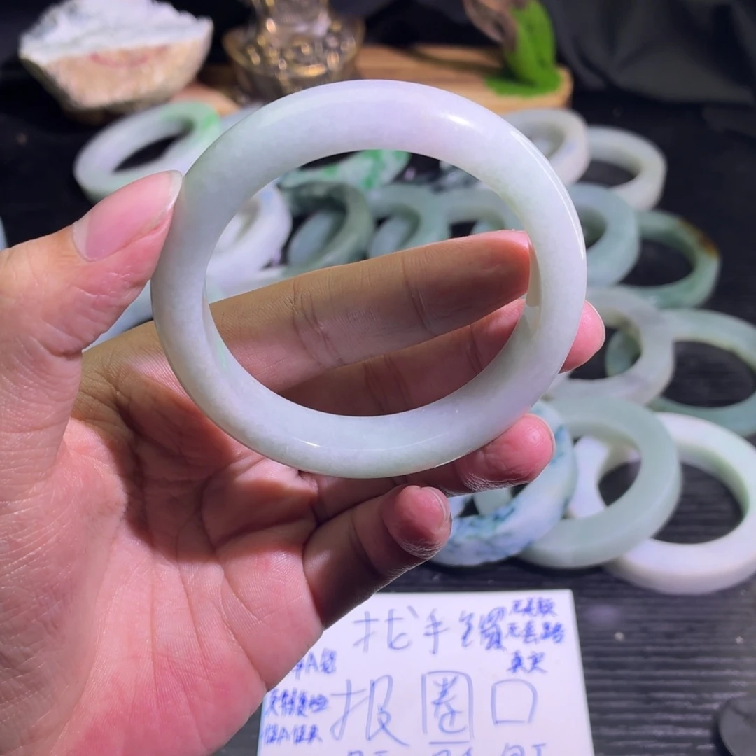 定制翡翠未镶嵌天然翡翠A货毛胚手镯定制