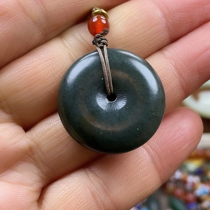 和田玉（糖玉）未镶嵌颈饰