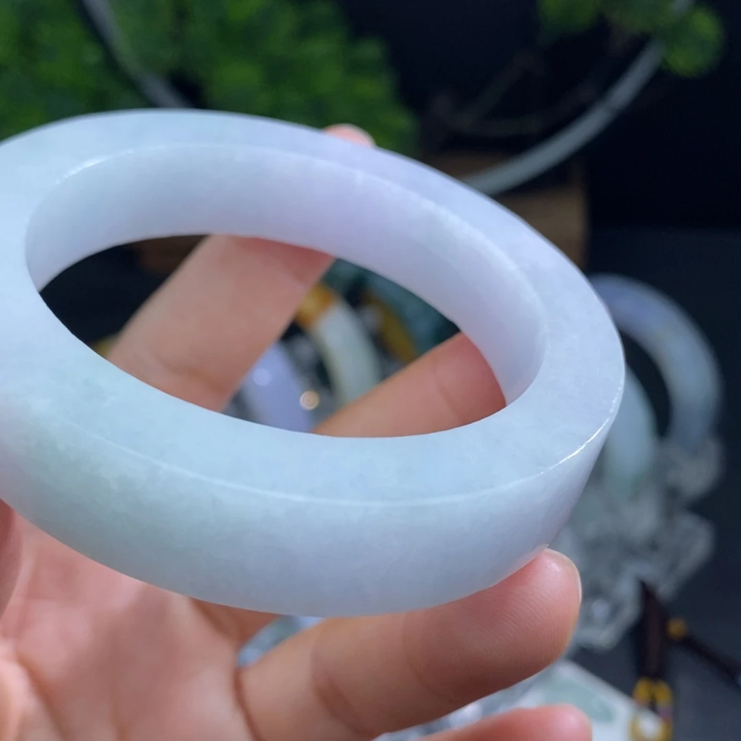 定制翡翠未镶嵌不退不换