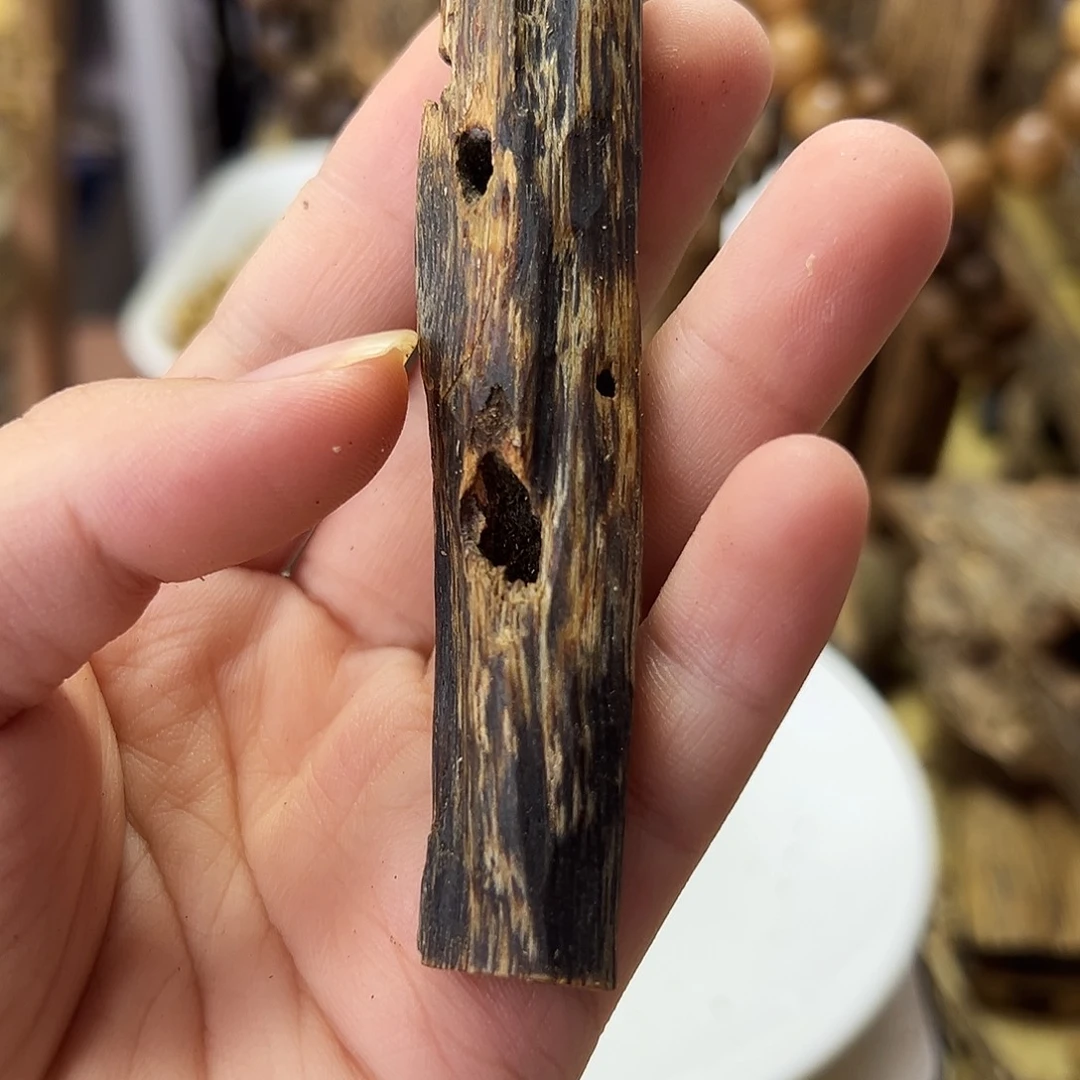 木绿奇楠虫漏8克原材料