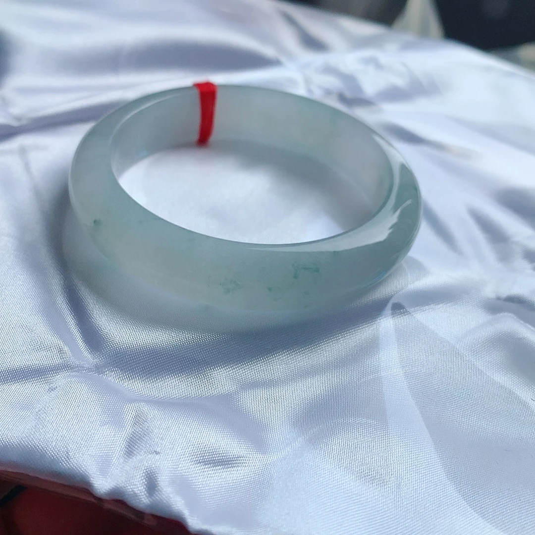 【闪购商品】未镶嵌手镯翡翠56