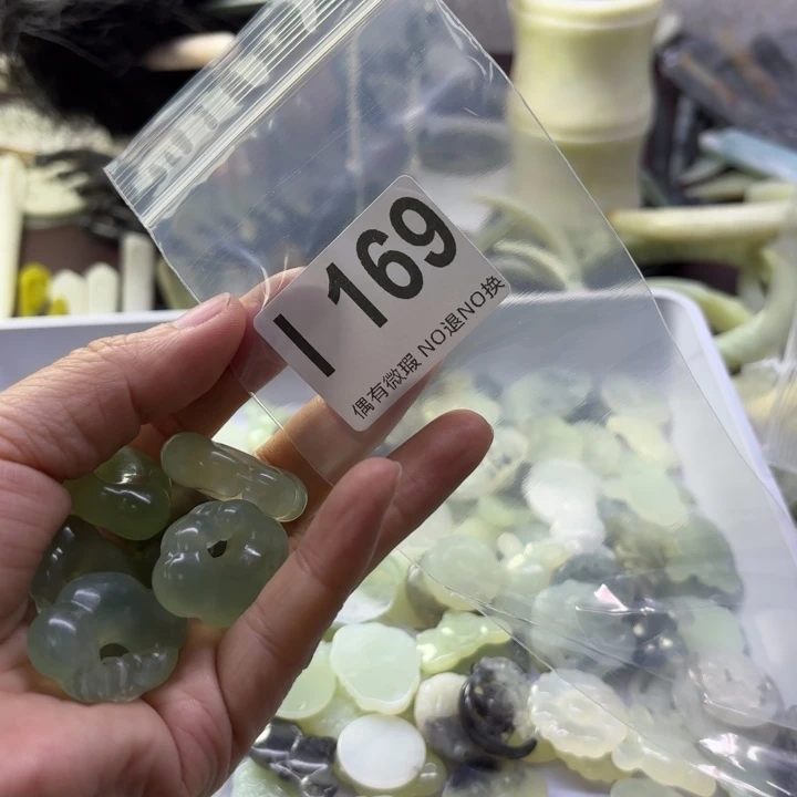 蛇纹石玉发饰合金徐
