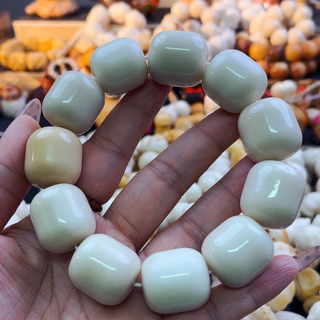 菩提根/象牙果手串年糕