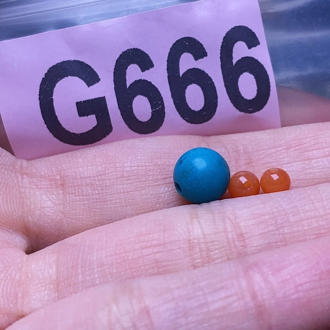 未镶嵌南红玛瑙珠宝奇石