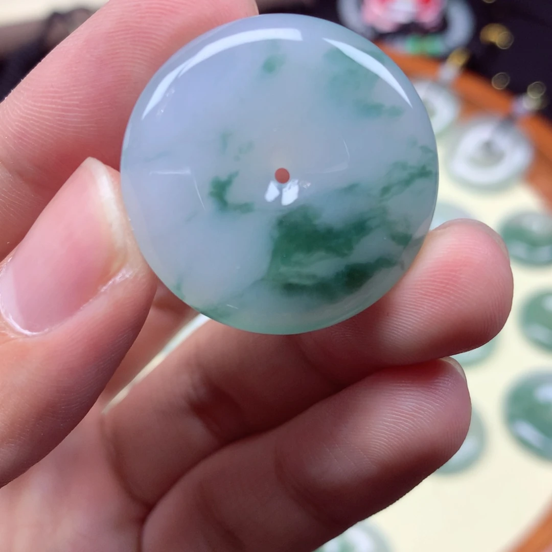 翡翠未镶嵌颈饰吊坠29.5/5.8mm
