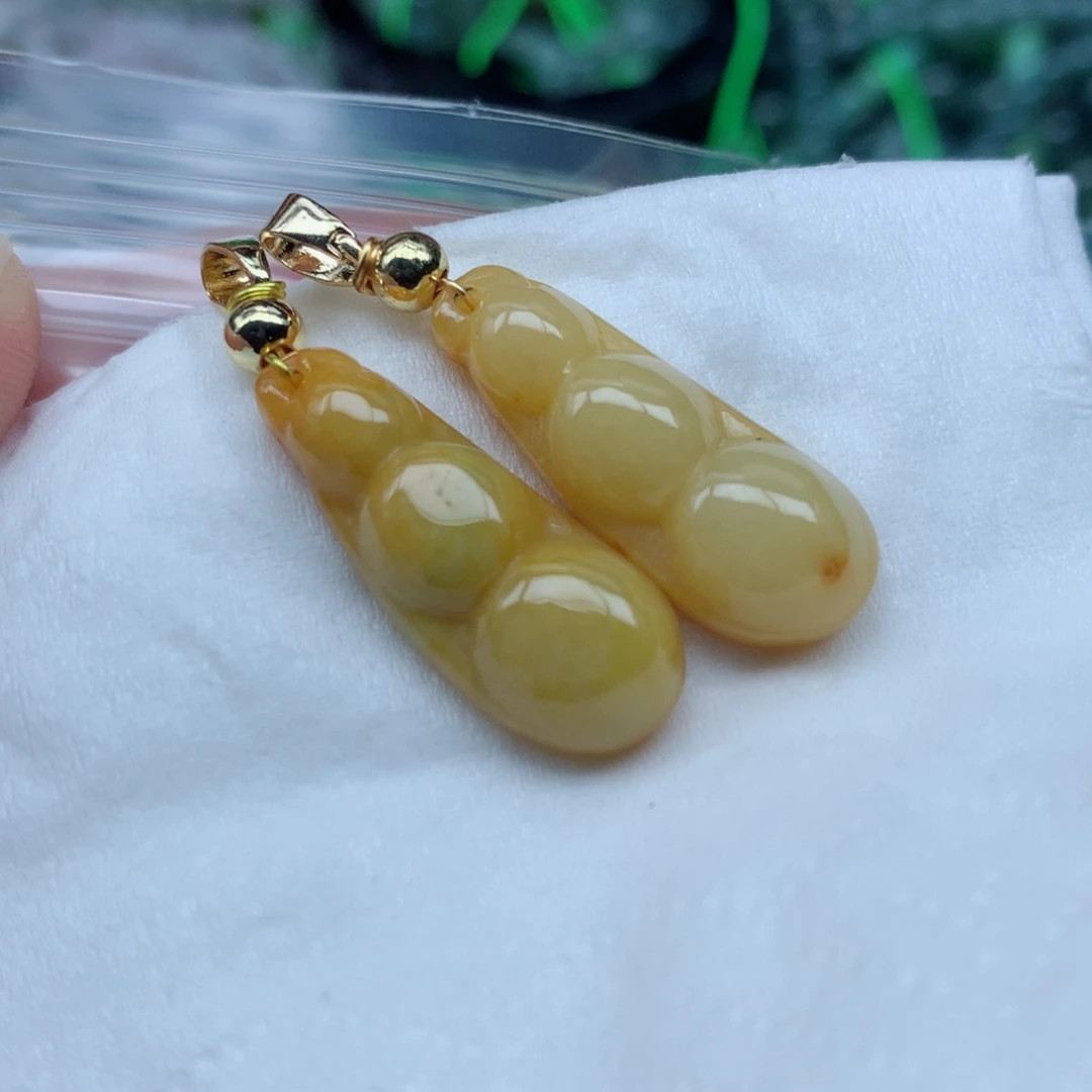 翡翠未镶嵌颈饰珠子