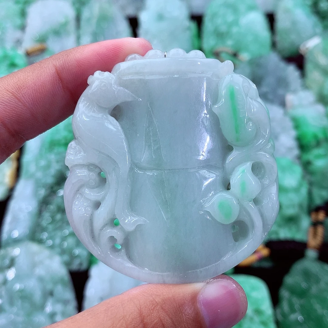 翡翠未镶嵌吊坠(不含链)