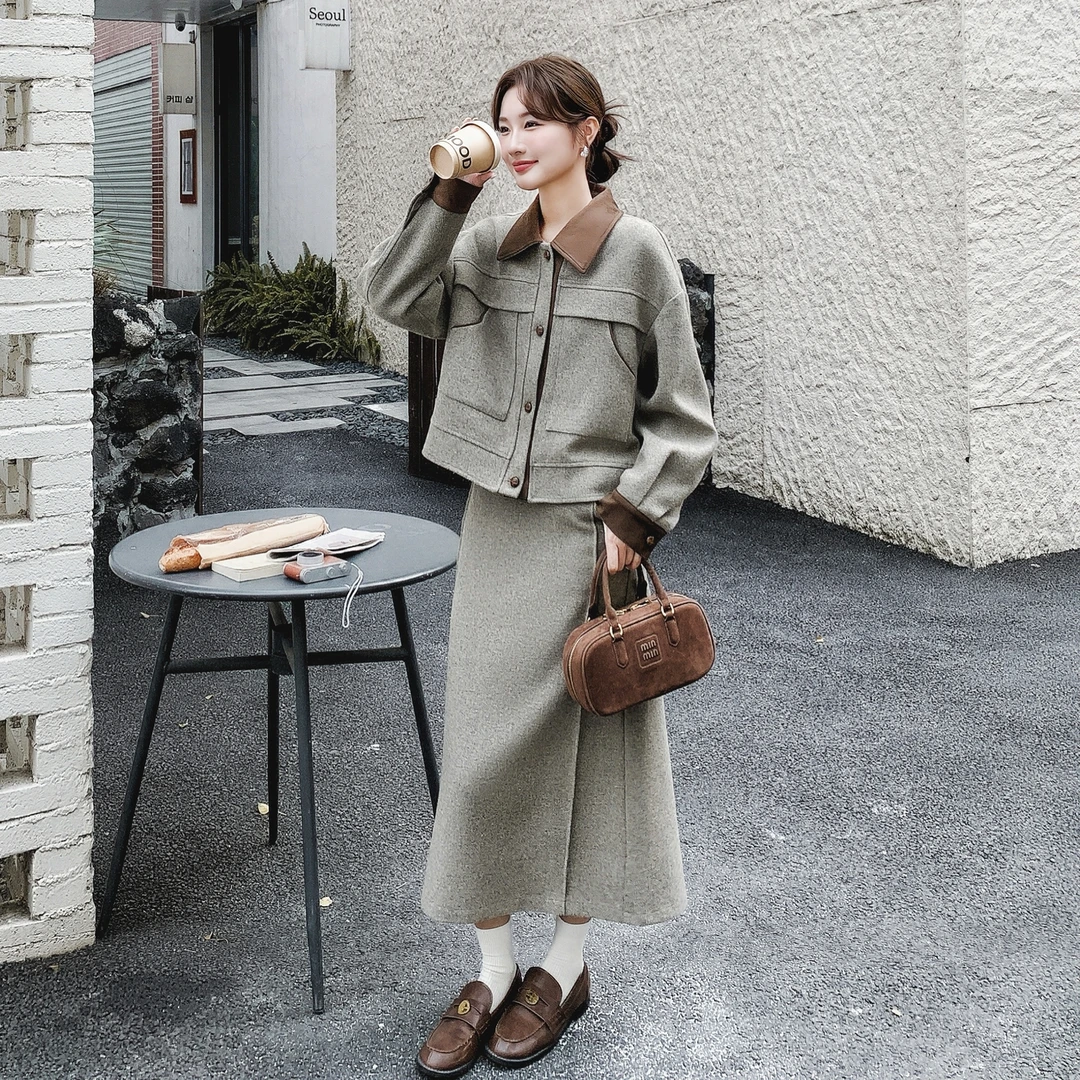 设计感时尚保暖毛呢套装女2025秋冬新款撞色工装外套半身裙两件套