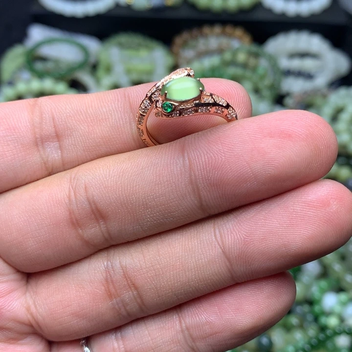 和田玉银S925镶嵌戒指碧玉满猫戒指