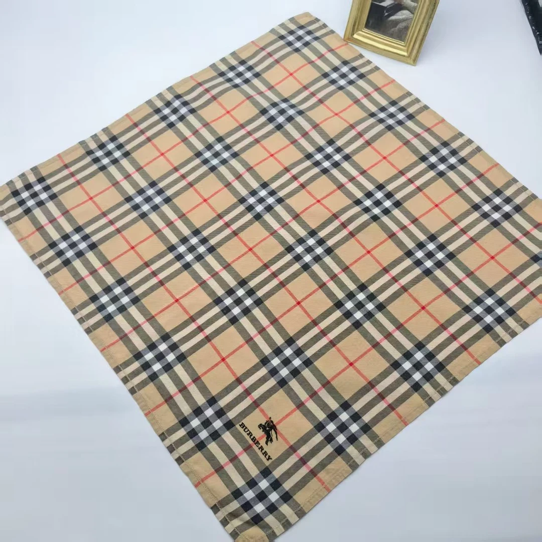 95新 BURBERRY/博柏利 海囤/巴宝莉/丝巾/yy10808