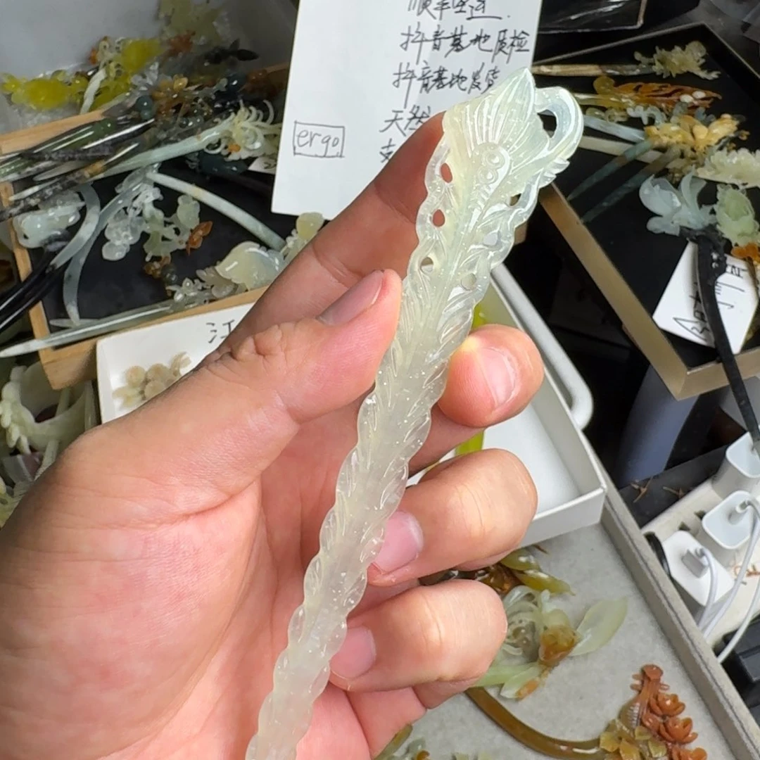 蛇纹石玉未镶嵌发饰