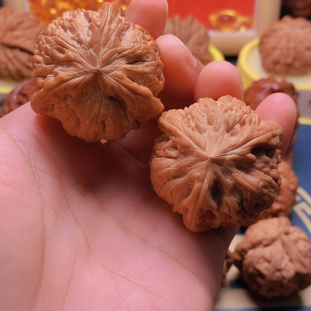 把件文玩核桃铁锤三棱