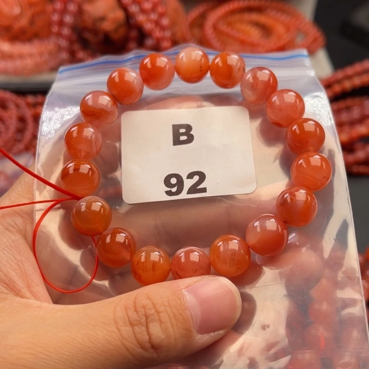 南红玛瑙未镶嵌多样性发货默认微瑕称重11mm