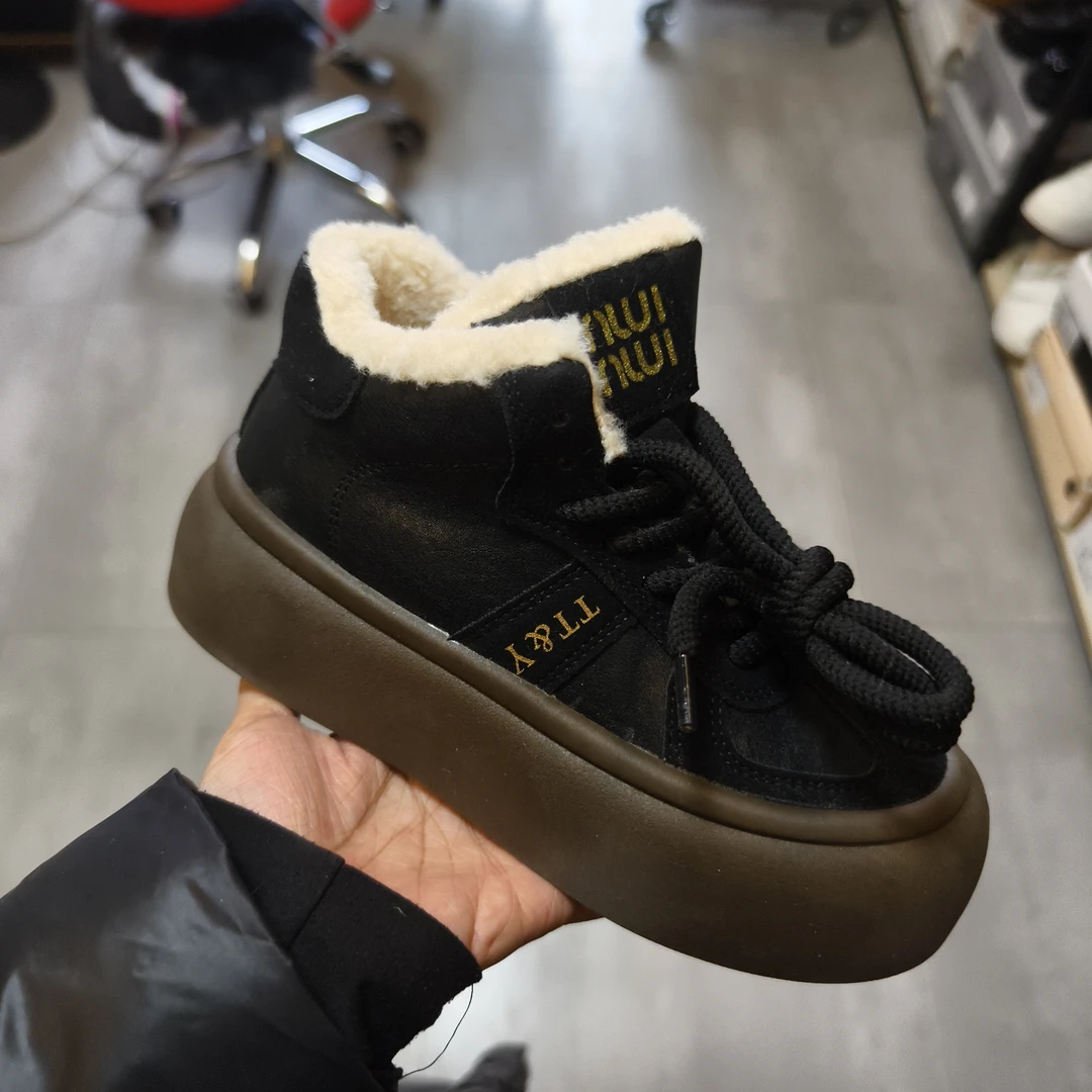 818-2德训鞋女新款秋冬爆款厚底加绒休闲鞋轻便百搭运动板鞋