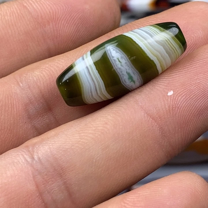 未镶嵌颈饰玛瑙/玉髓～****?