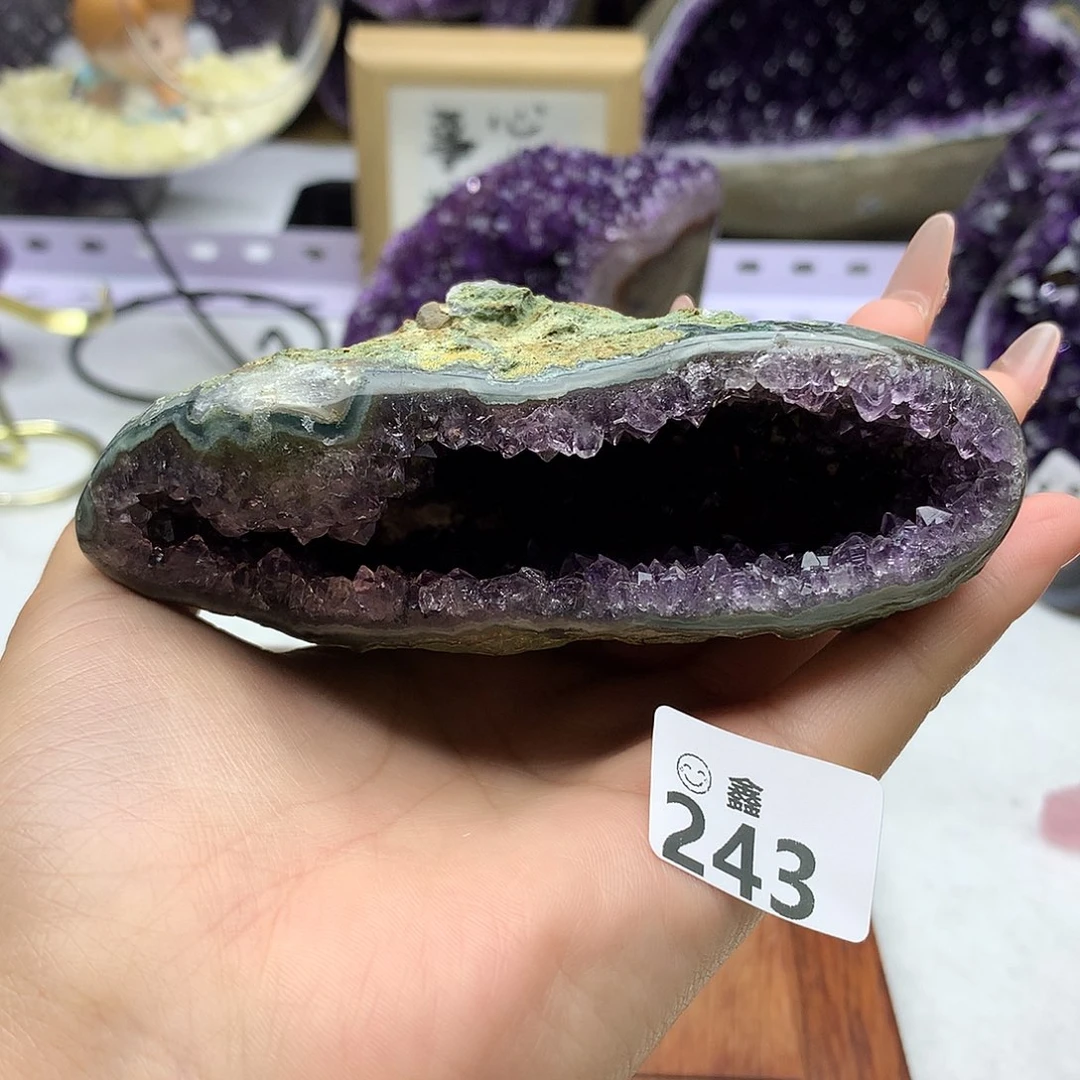 未镶嵌大型摆件（非配饰）水晶