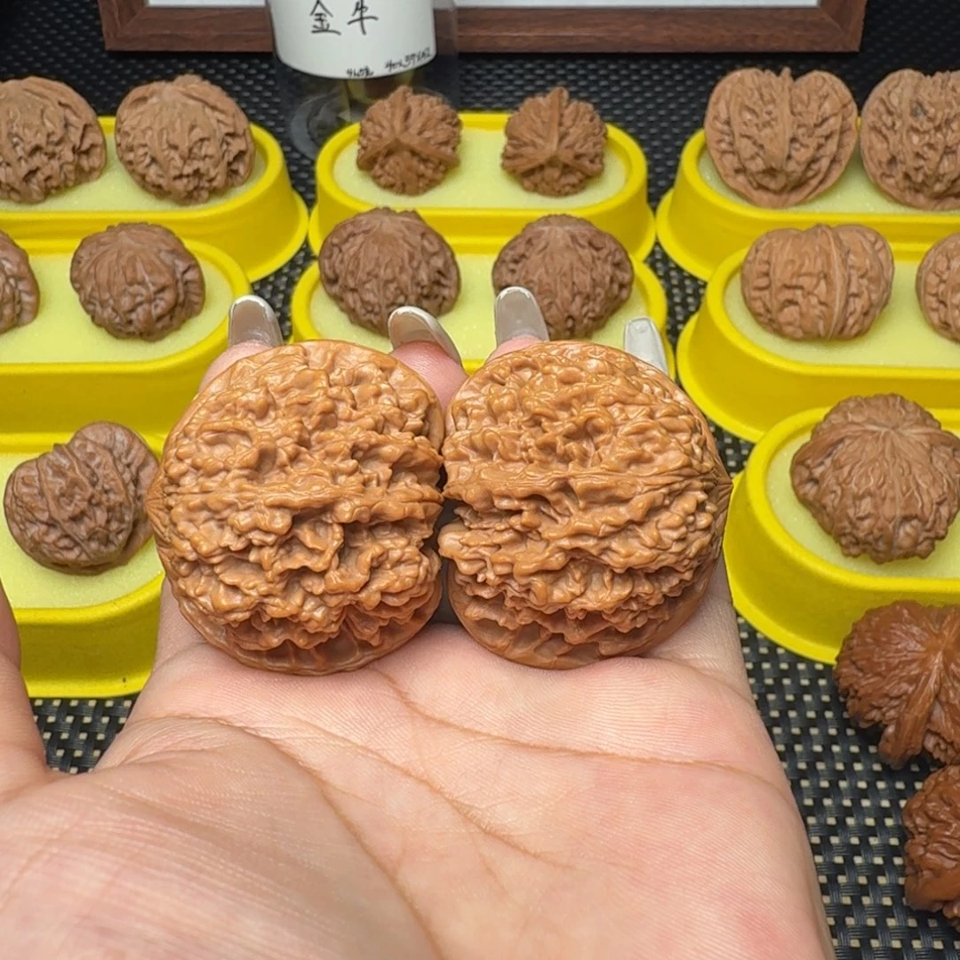 文玩核桃把件42满天星扫尖打底