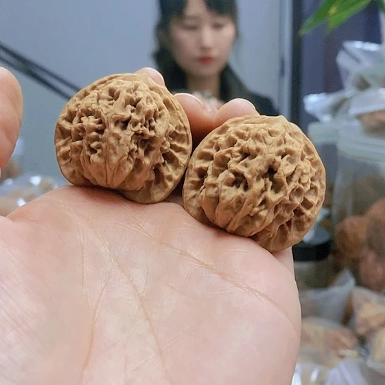 【闪购商品】把件文玩核桃38.5老款狮子头