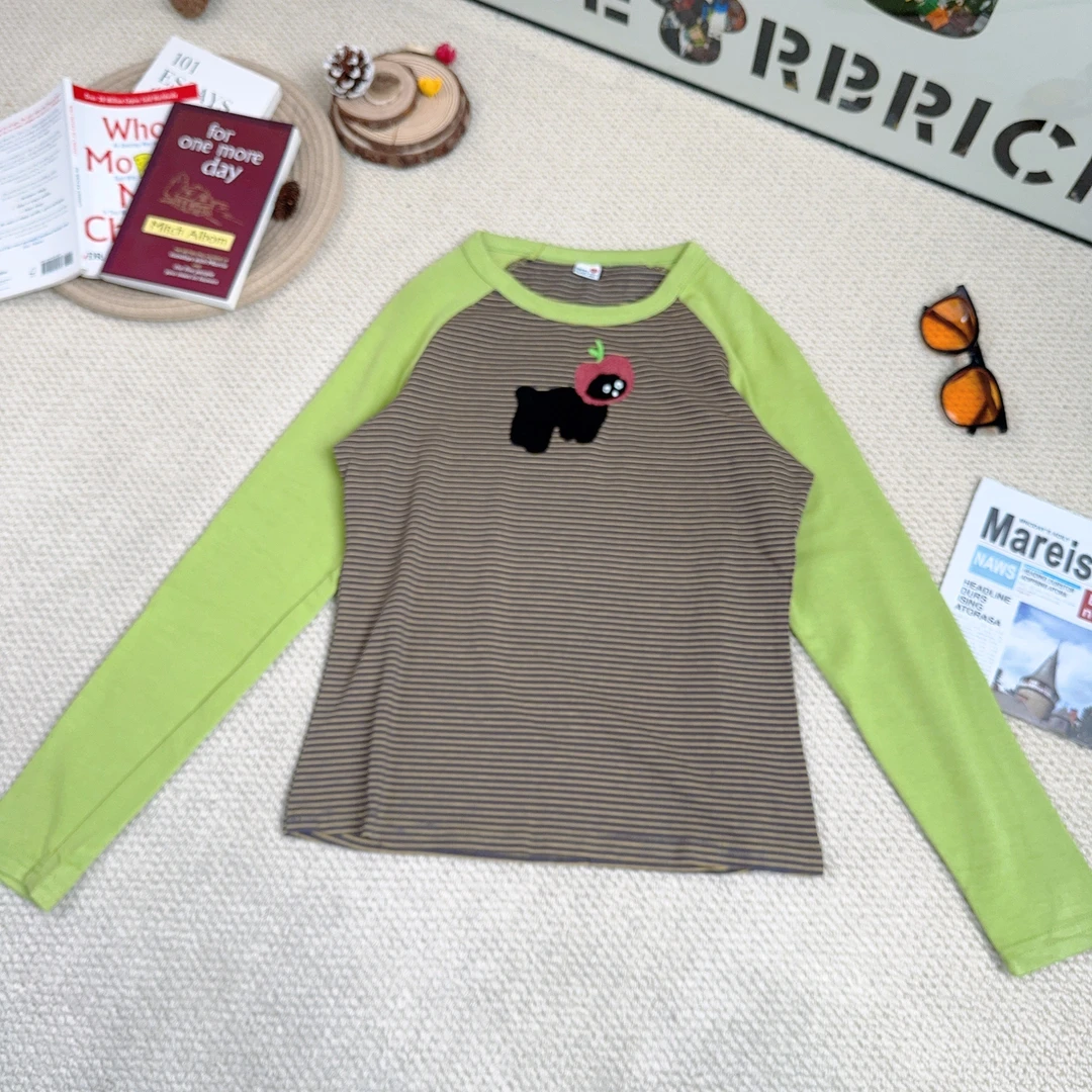 2025早春新款休闲时尚百搭卡通刺绣拼色条纹打底长袖T恤8811