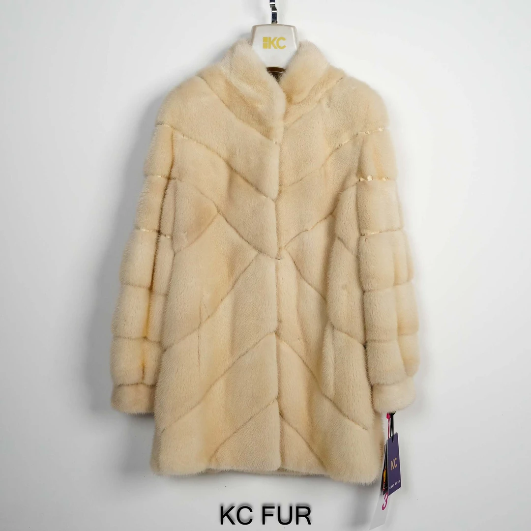 活动专场33米黄水貂Q091427Z