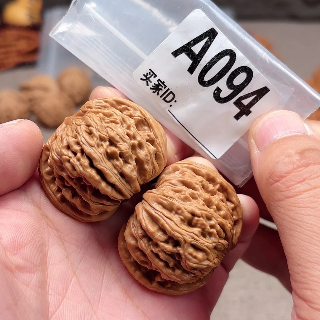 M***^文玩核桃手串汉高094